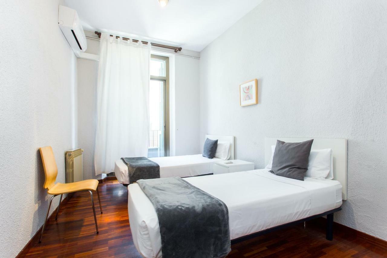 ברצלונה Friendly Rentals Rambla Flower מראה חיצוני תמונה